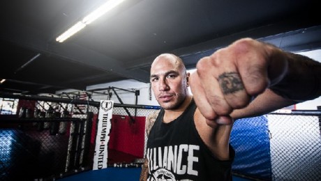 Who will Brandon Vera fight on his ONE FC debut?